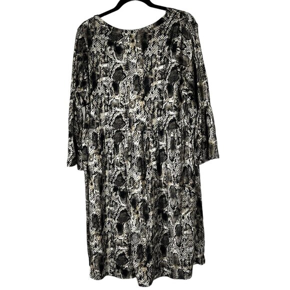 Realize dress Womens 1X Snake Print V-Neck Lexi Shift Dress whimsigoth - Picture 2 of 7